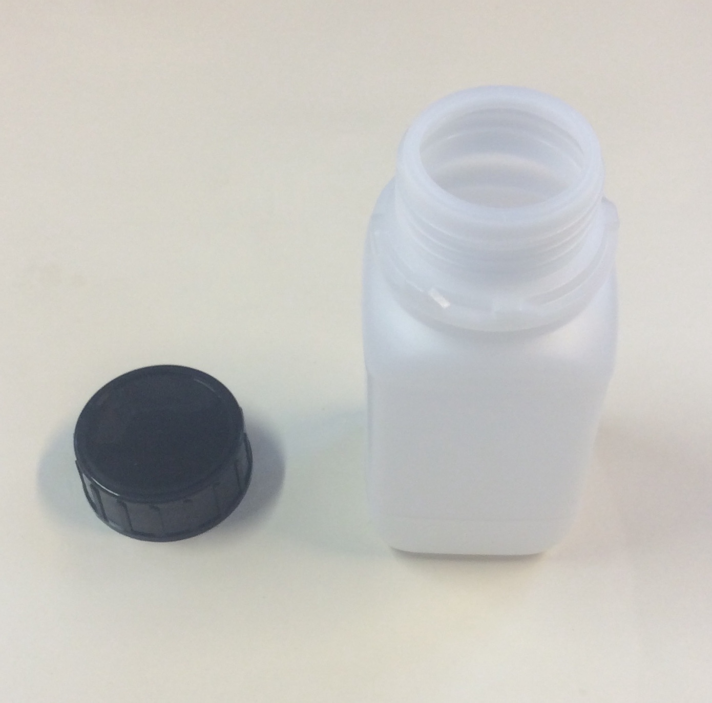 250ml Radiator Overflow Expansion Catch Tank Bottle 