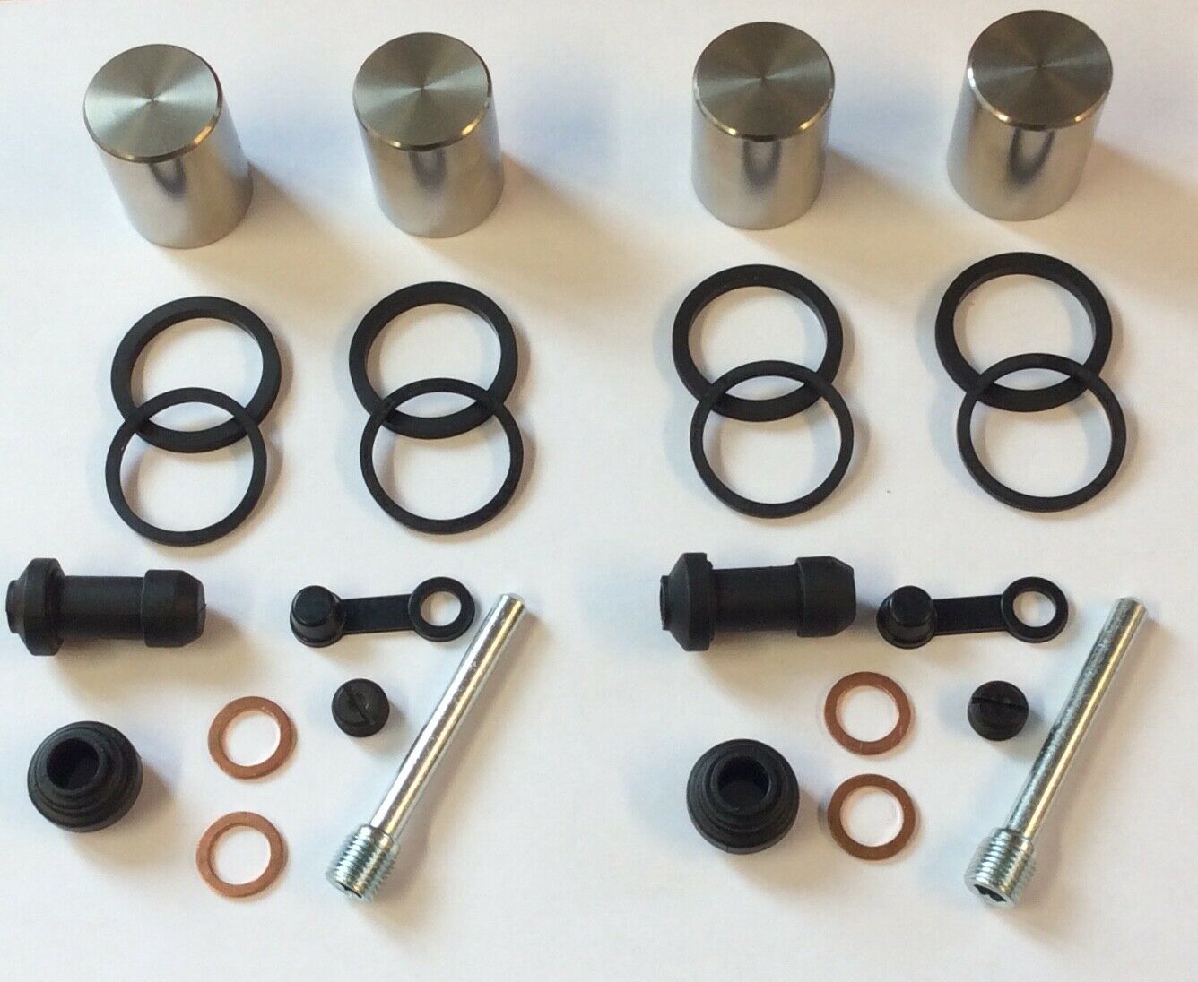 Front Brake Caliper Seal Rebuild Kit & Stainless Pistons x 4 Suzuki GSF600 95-99 Bandit