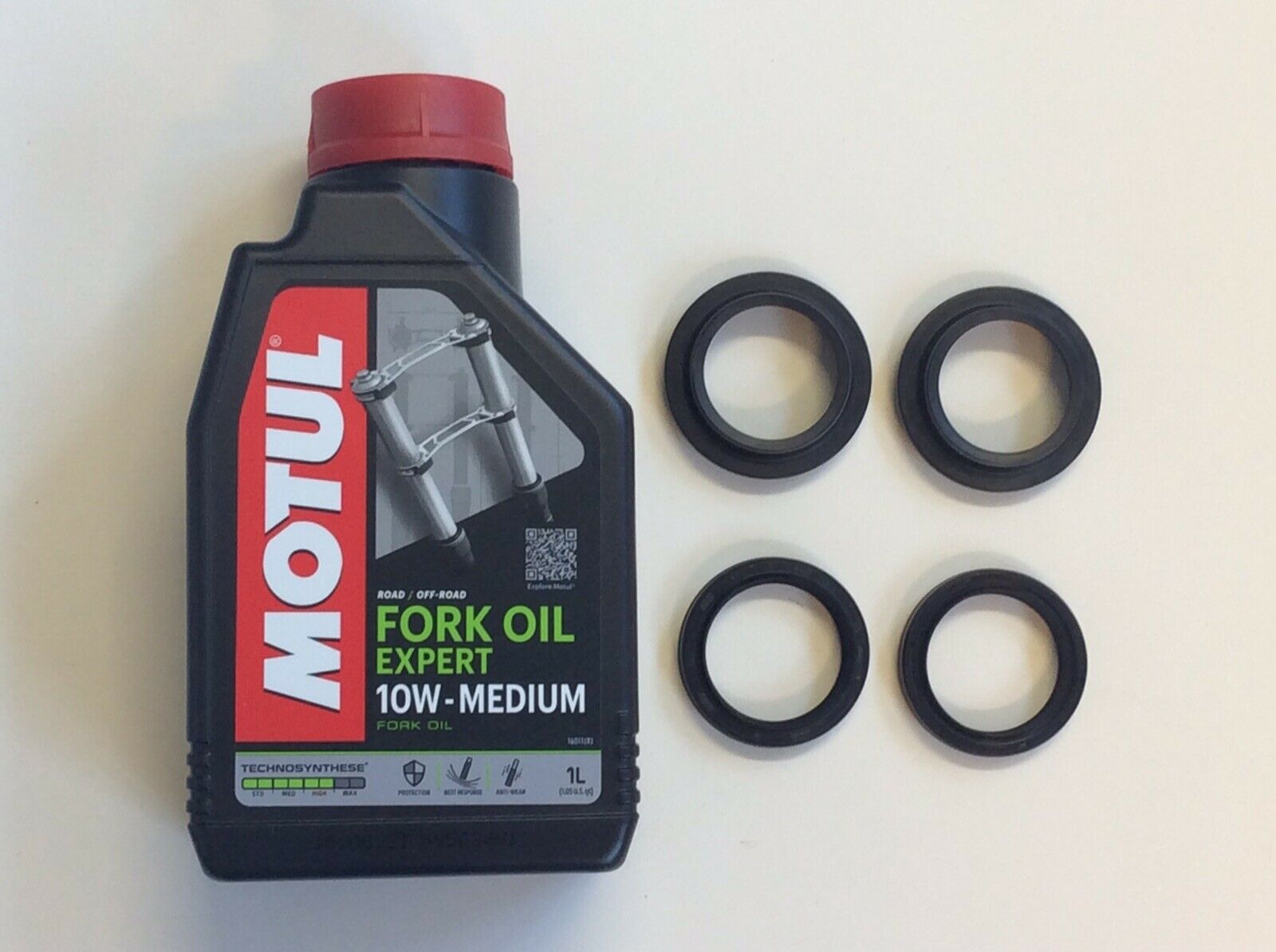Fork Oil & Dust Seals & 1L Motul 10W Fork Oil for GSF1200 & GSF1250 ALL YEARS